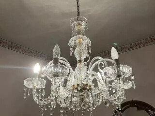 lampadario-vetro-murano-trasparente-bianco-e-gocce