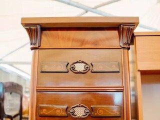 comodino-classico-in-legno-noce-24677
