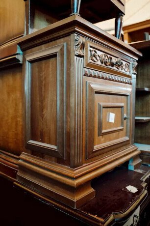 comodino-antico-della-nonna-in-legno-noce-24607-big-0
